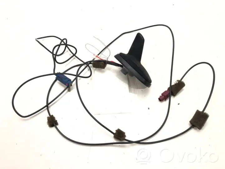 Audi A4 S4 B6 8E 8H Antena radiowa 