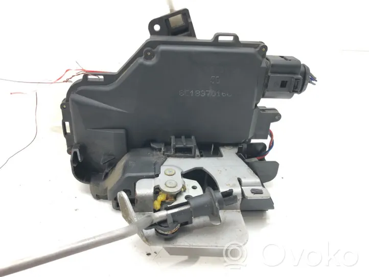 Audi A4 S4 B6 8E 8H Cerradura de puerta delantera 8E1837016C