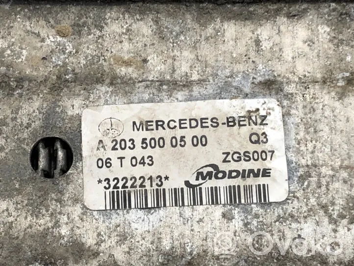 Mercedes-Benz C AMG W203 Välijäähdyttimen jäähdytin A2035000500