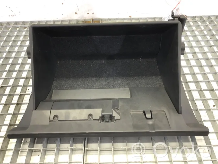 Ford Mondeo Mk III Glove box set 