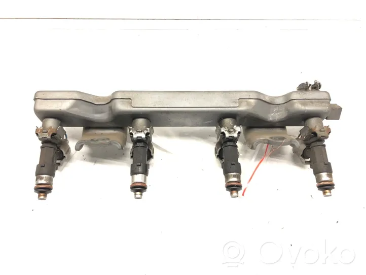 Nissan Note (E11) Kraftstoffverteiler Einspritzleiste Verteilerrohr 0280158013