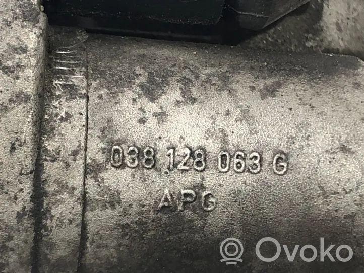 Audi A3 S3 8P Zawór odcinający silnika 038128063G