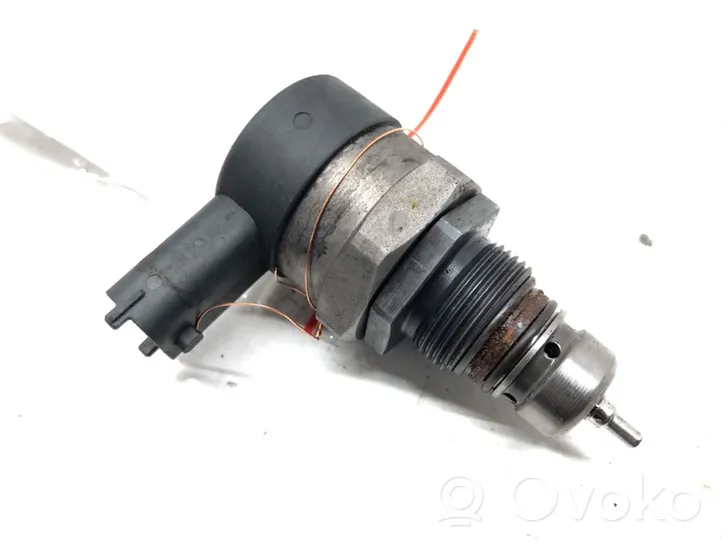 Ford Mondeo MK IV Sensore di pressione del carburante 9654748880