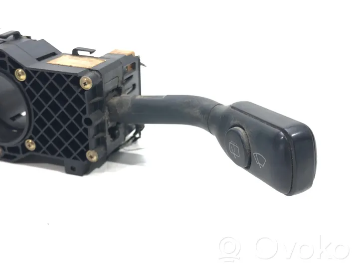 Audi A4 S4 B5 8D Leva/interruttore dell’indicatore di direzione e tergicristallo 8D9953503B