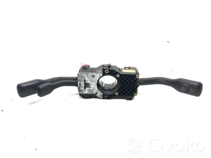 Audi A4 S4 B5 8D Leva/interruttore dell’indicatore di direzione e tergicristallo 8D9953503B