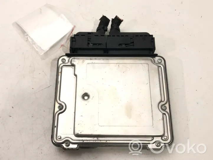 Volkswagen Golf Plus Unité de commande, module ECU de moteur 