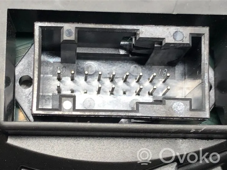 Volkswagen Golf VII Compteur de vitesse tableau de bord 5G1920750C