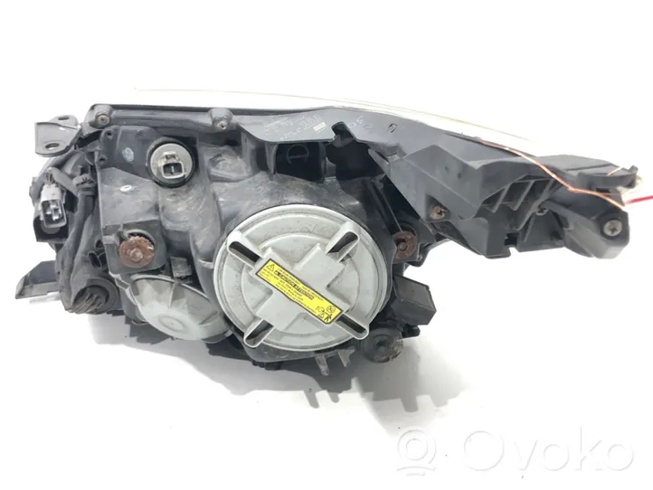 Toyota Avensis T270 Scheinwerfer 81126-05310