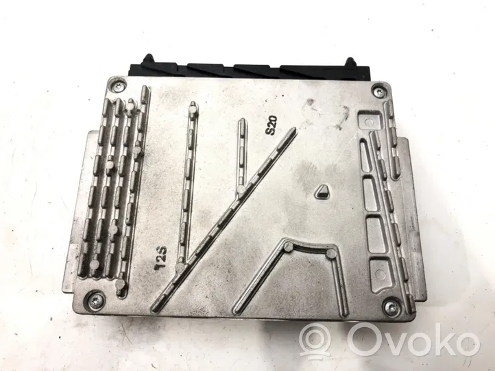 Volvo S60 Unité de commande, module ECU de moteur 30646978A