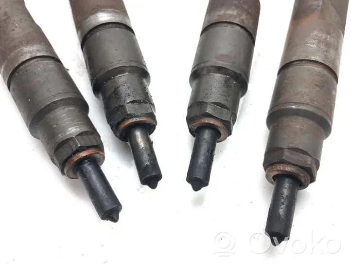 Audi A4 S4 B5 8D Fuel injectors set 028130201T