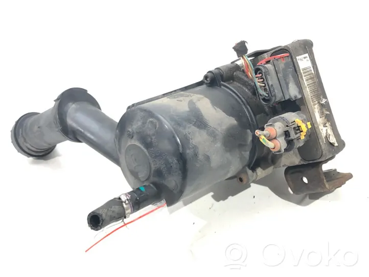 Citroen C4 I Power steering pump 9686925480