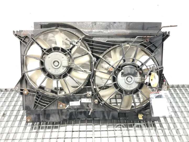 Toyota Avensis T270 Ventilatoru komplekts 