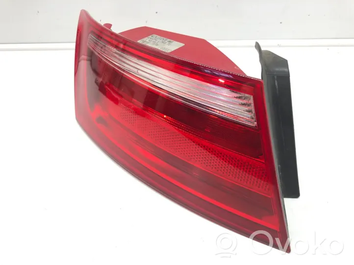 Audi A5 8T 8F Lampa tylna 8T8945095E