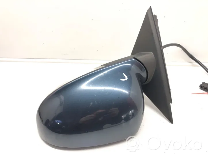 Volkswagen PASSAT B5.5 Front door electric wing mirror 