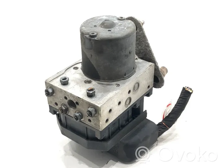 Mercedes-Benz Vito Viano W638 ABS Pump A0004464889