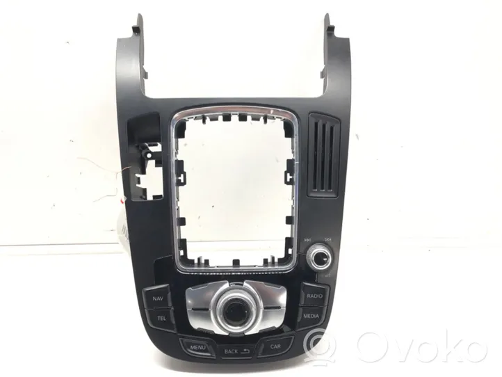 Audi A5 8T 8F Console centrale, commande de multimédia l'unité principale 8T0919611K