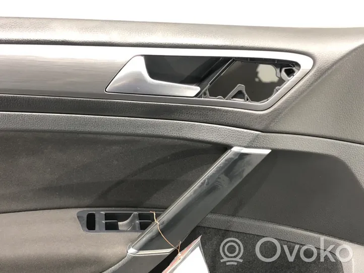 Volkswagen Golf VII Boczki / Poszycie drzwi przednich 