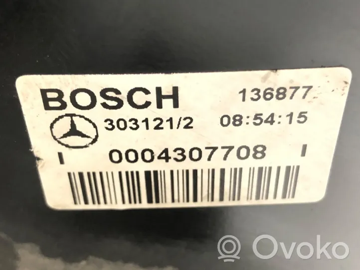 Mercedes-Benz Vito Viano W638 Servo-frein 0004307708