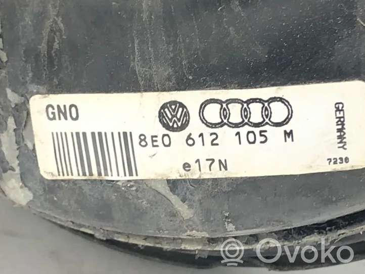 Volkswagen PASSAT B5.5 Servofreno 8E0612105M