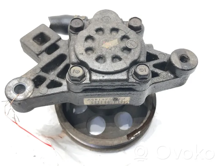 Honda CR-V Power steering pump 