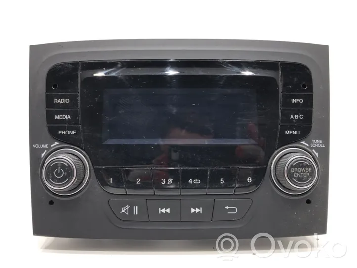 Fiat Doblo Radio/CD/DVD/GPS head unit 07357115850