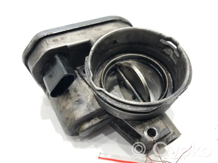 Audi A6 S6 C6 4F Variklio gesinimo sklendė 038128063G