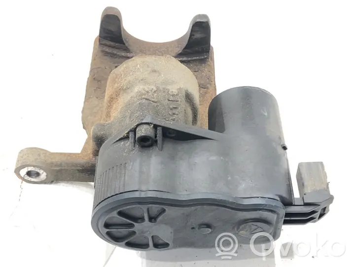 Opel Grandland X Rear brake caliper 9819060980