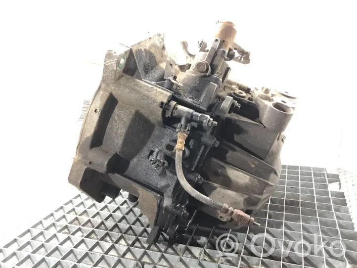 Opel Corsa D Mechaninė 5 pavarų dėžė 55193621