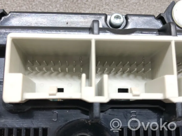 Volkswagen Golf V Przełącznik / Włącznik nawiewu dmuchawy 