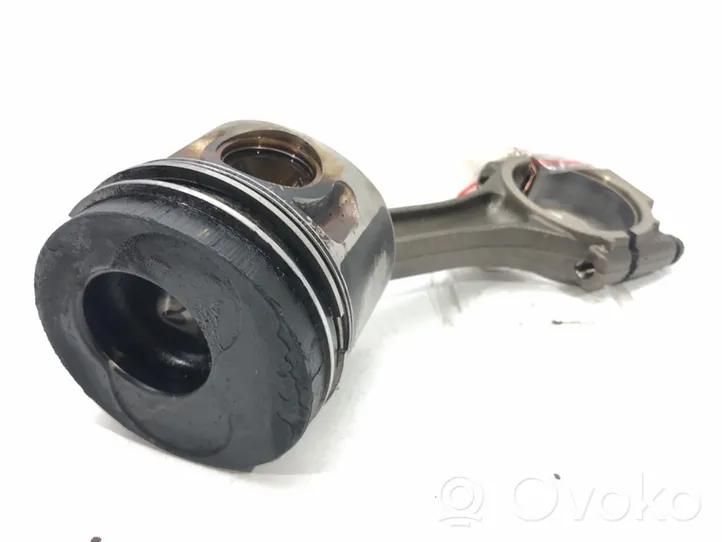 Audi A4 S4 B7 8E 8H Piston avec bielle BPW