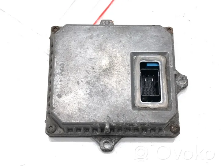 Volkswagen Golf V Module convertisseur de tension 1307329090