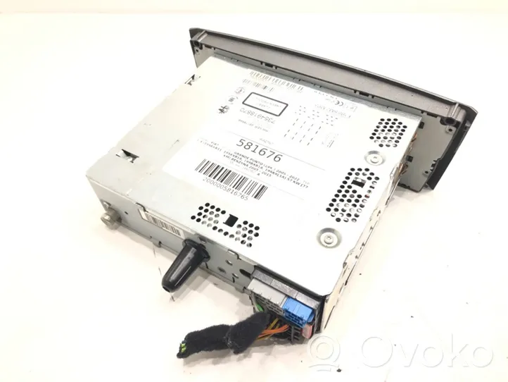 Fiat Grande Punto Radio/CD/DVD/GPS head unit 7354918870