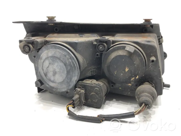 Volkswagen PASSAT B5 Lampa przednia 