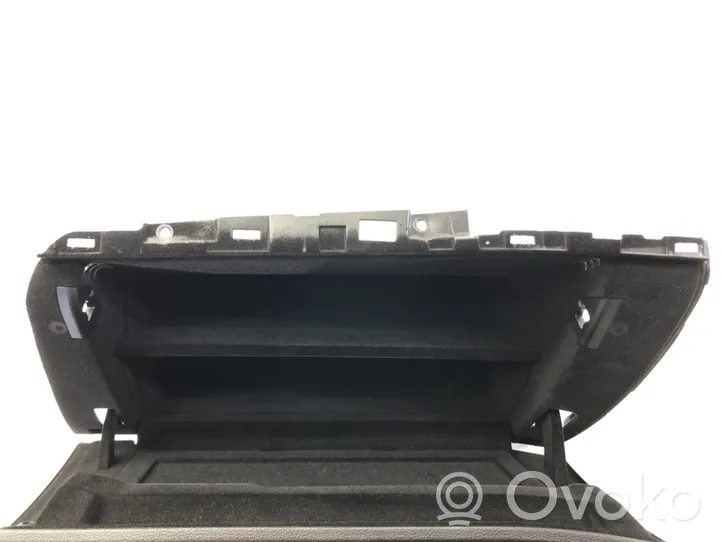 Ford Mondeo MK V Glove box set 