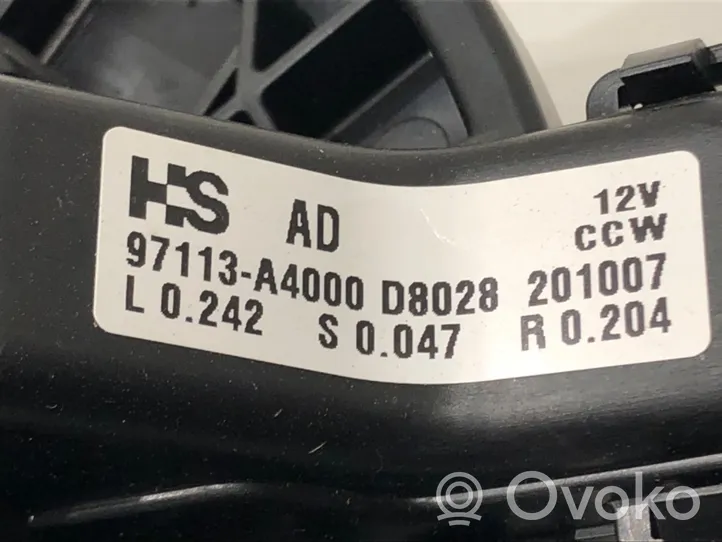 Hyundai i30 Lämmittimen puhallin 97113-A4000