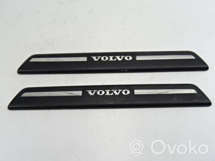 Volvo V40 Garniture de marche-pieds 