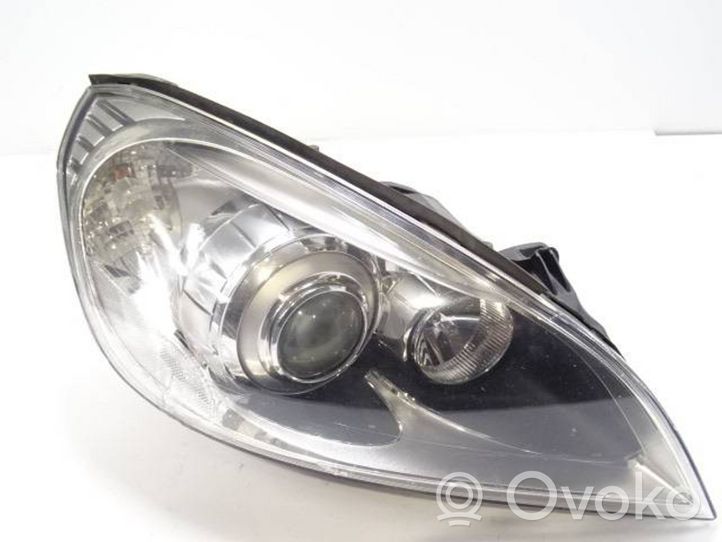 Volvo S60 Lampa przednia 31299993