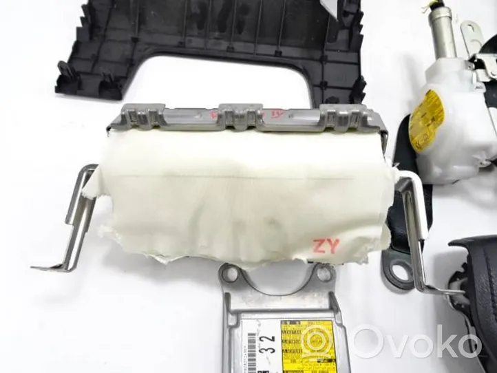 Toyota RAV 4 (XA40) Set di airbag 