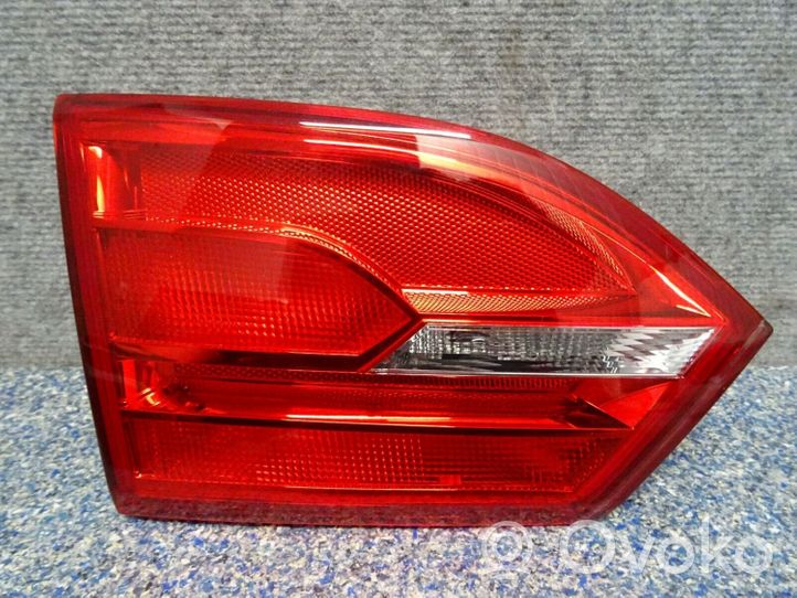 Volkswagen Jetta VI Luci posteriori del portellone del bagagliaio 5C6945093