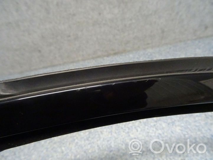 BMW X4 G02 Priekinių durų stiklo apdaila 