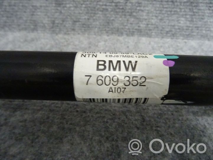 BMW 3 F30 F35 F31 Półoś tylna 7609352