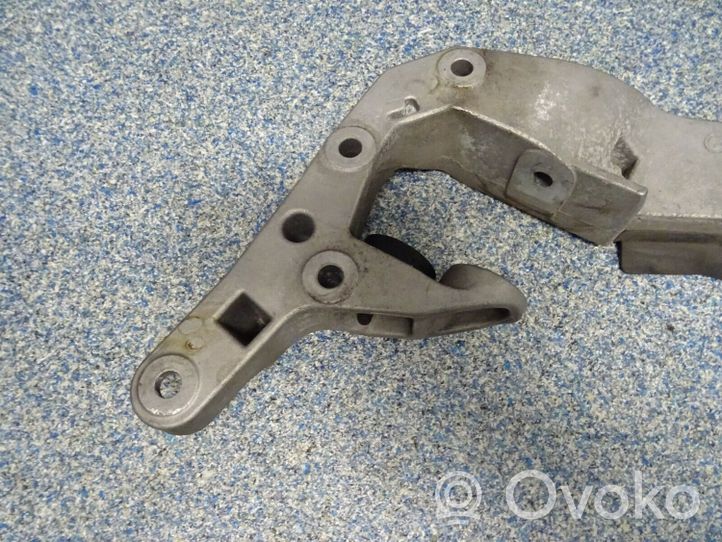 BMW 8 G14 Supporto di montaggio scatola del cambio 6861583