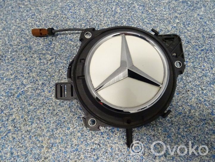 Mercedes-Benz GLC X253 C253 Atidarymo rankenėlė (su kamera) galinio dangčio 0997500500