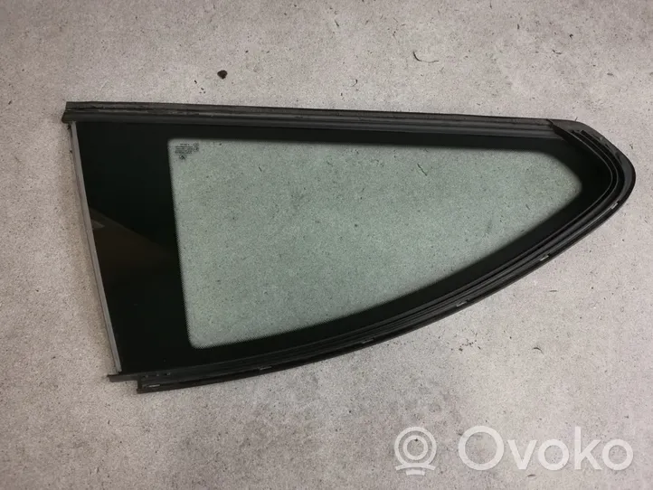 BMW 2 F22 F23 Fenêtre latérale avant / vitre triangulaire 7294346