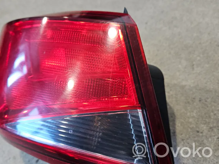 Seat Leon (5F) Lampa tylna 5F9945095