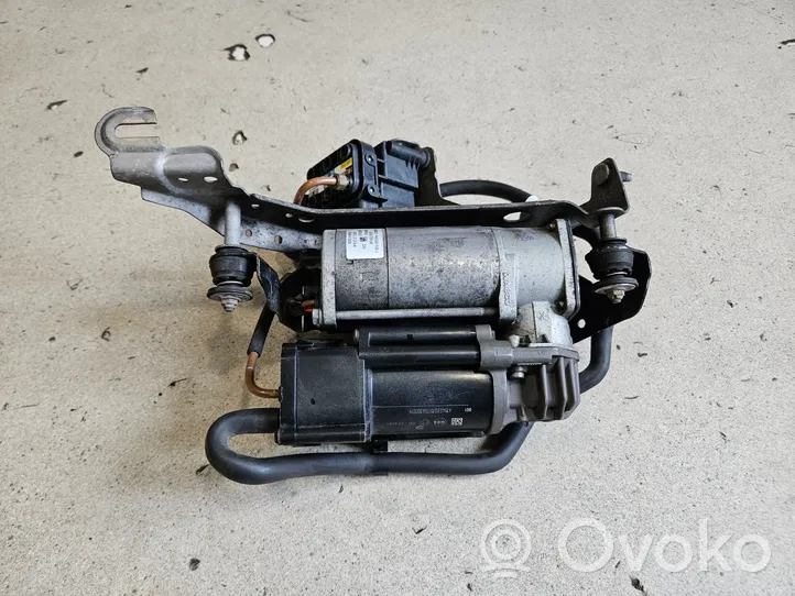 Mercedes-Benz E W213 Air suspension compressor/pump 