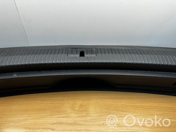 Volkswagen Golf Sportsvan Trunk/boot sill cover protection 510863459