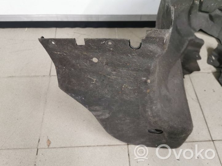 Audi Q7 4M Rivestimento paraspruzzi parafango posteriore 4M0810172H