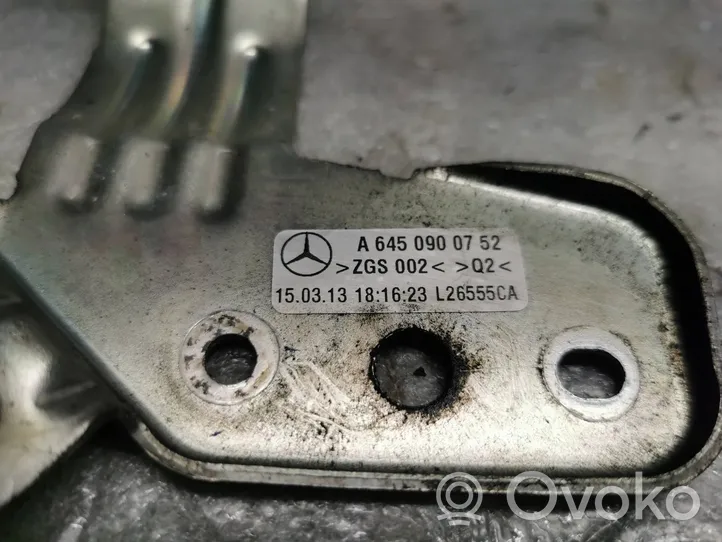 Mercedes-Benz B W246 W242 Staffa/supporto di montaggio del filtro carburante A6450900752