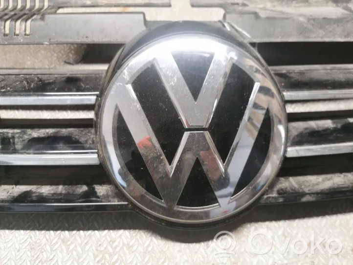 Volkswagen Sharan Atrapa chłodnicy / Grill 7N0853653B